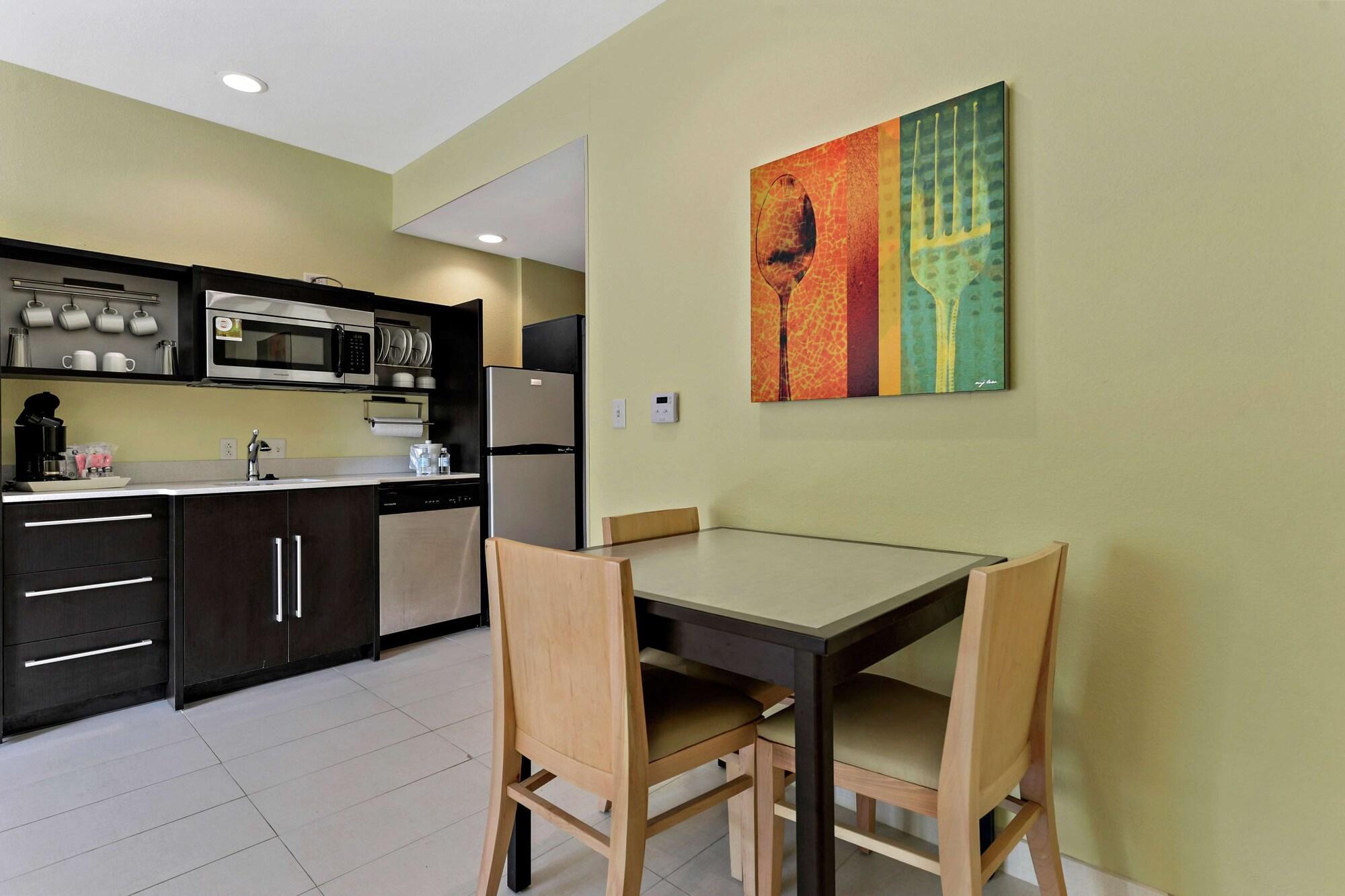 Home2 Suites By Hilton Gulfport I-10 Bagian luar foto